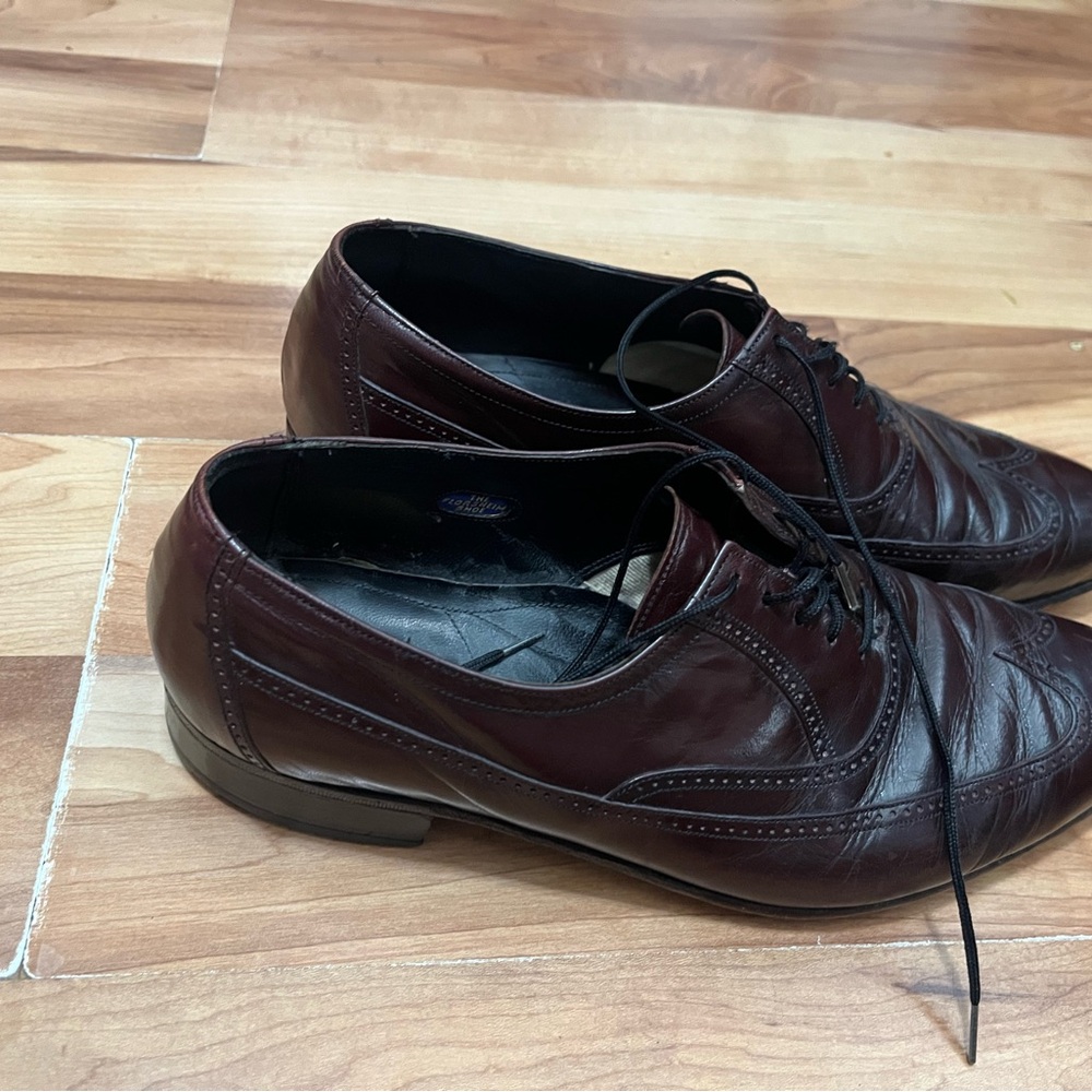 Florsheim‎ Men's Burgundy Leather Oxford Dress Shoes - Picture 4 of 10